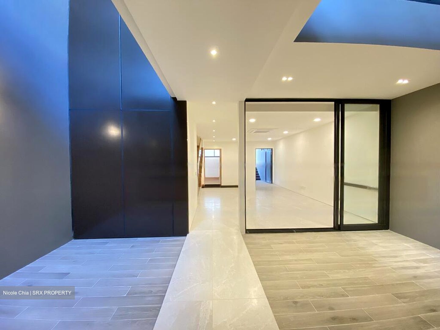 Opera Estate (D15), Terrace #471718091